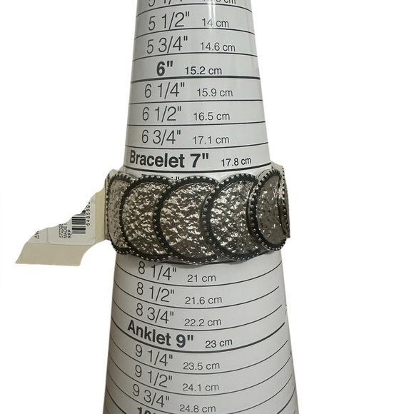 Erica Lyons Hammered Silver-Tone Disc Stretch Bracelet – 8.5” - Picture 2 of 3